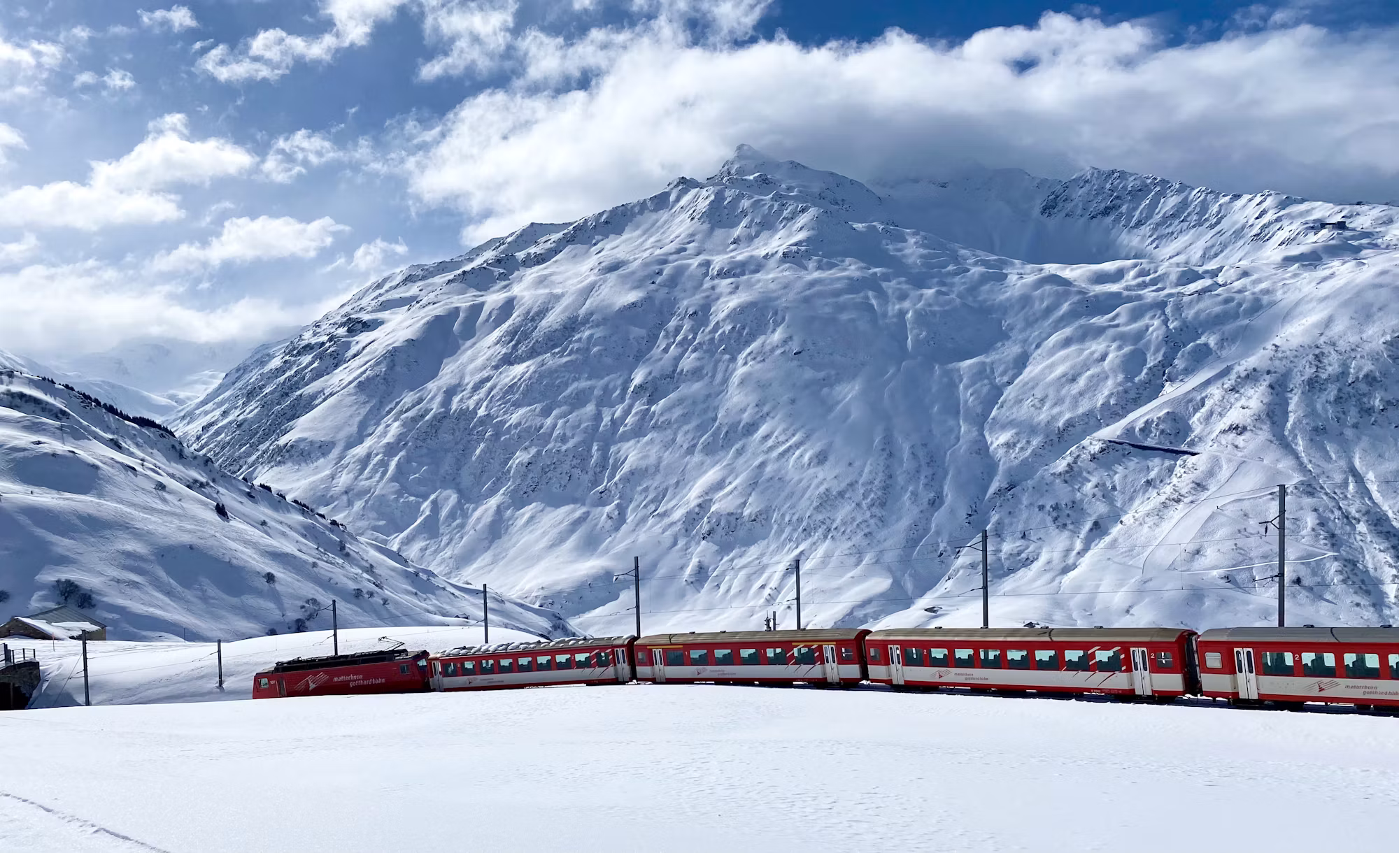 Essential Gear for Snowboarding: What Every Rider Needs